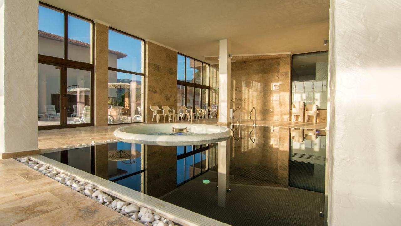 Complex Katalina Hotel Tsigov Chark ภายนอก รูปภาพ